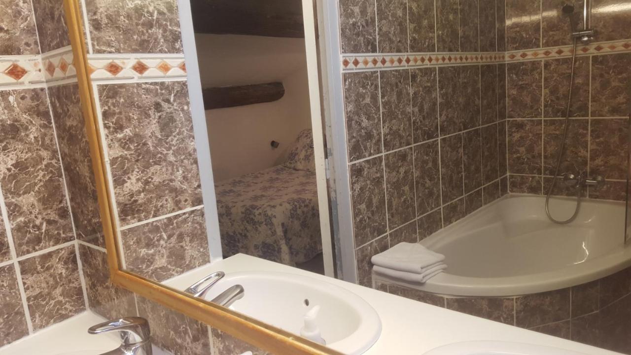 Will'S Hotel Нарбонна Экстерьер фото